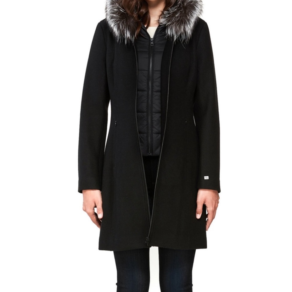 Soia and Kyo black coat
